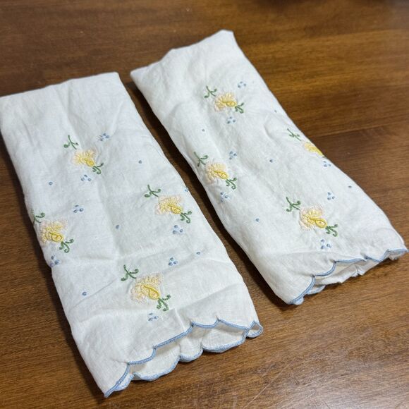 Set of 2 Embroidered Linen Luncheon Dinner Napkins Yellow Flowers Towels - Picture 1 of 7